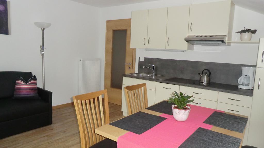 Garni Pircher Tirolo Exterior photo